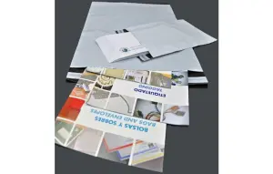 Intermark Bolsas Mensajería Plástico Opaco 450x600+40 Solapa Blanco Interior Negro Pack 100 Unidades