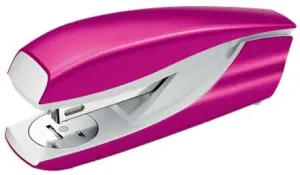 Petrus Grapadora Metálica Fucsia + Caja de 200 Grapas - Hasta 30 Hojas