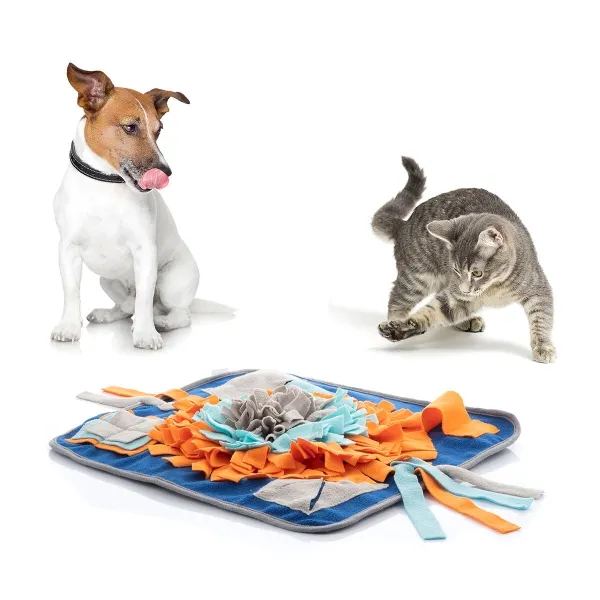 Innovagoods Fooland Alfombra Interactiva Para Mascotas - Suave - Base Antideslizante - Estimula Sentidos - 45X1X45Cm - Color Multicolor
