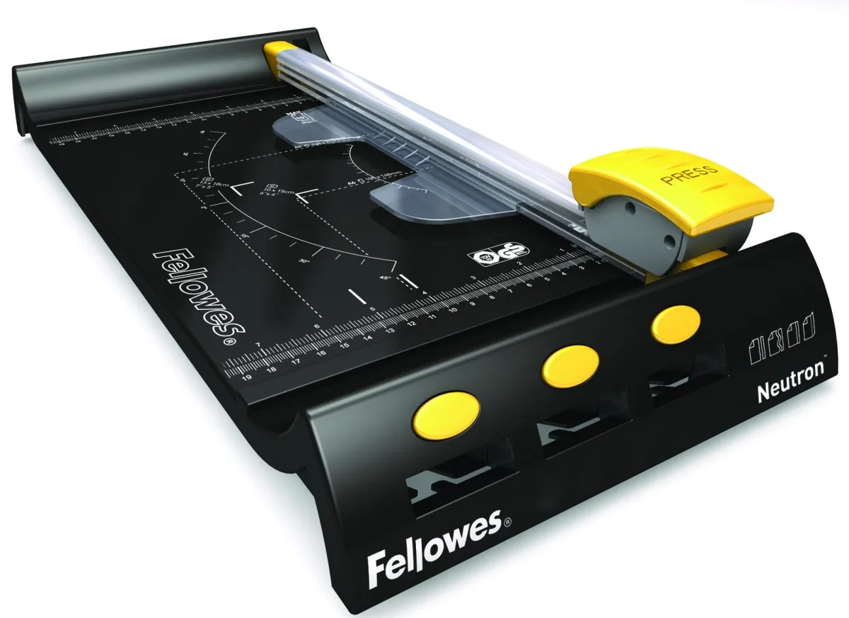 Fellowes Cizalla Neutron A4 10 Hojas Color Negro