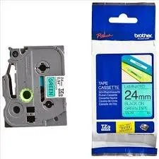 Brother Cinta Rotuladora Laminada Texto Negro Sobre Verde - 24Mmx8M