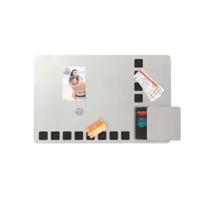 Nobo Pizarra Combinada Magnética 610x390mm con Cuadriculas, 4 Rotuladores, 2 Imanes y Borrador